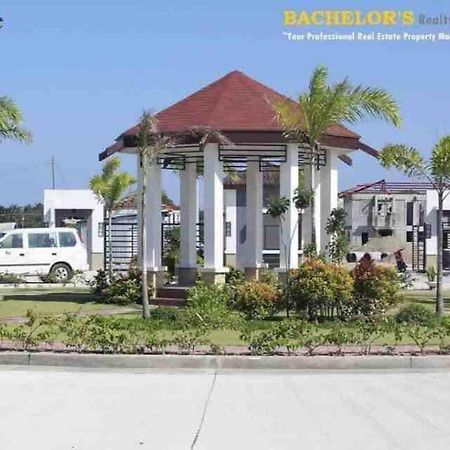 Two Story 87 Sqm Fully Air-Conditioned House In Babag 2, Lapu-Lapu City Exterior foto